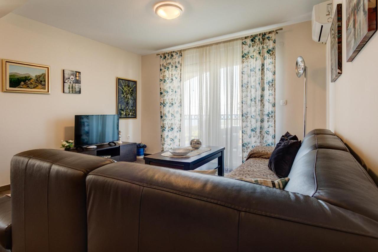 Apartments Horizont Budva Bagian luar foto