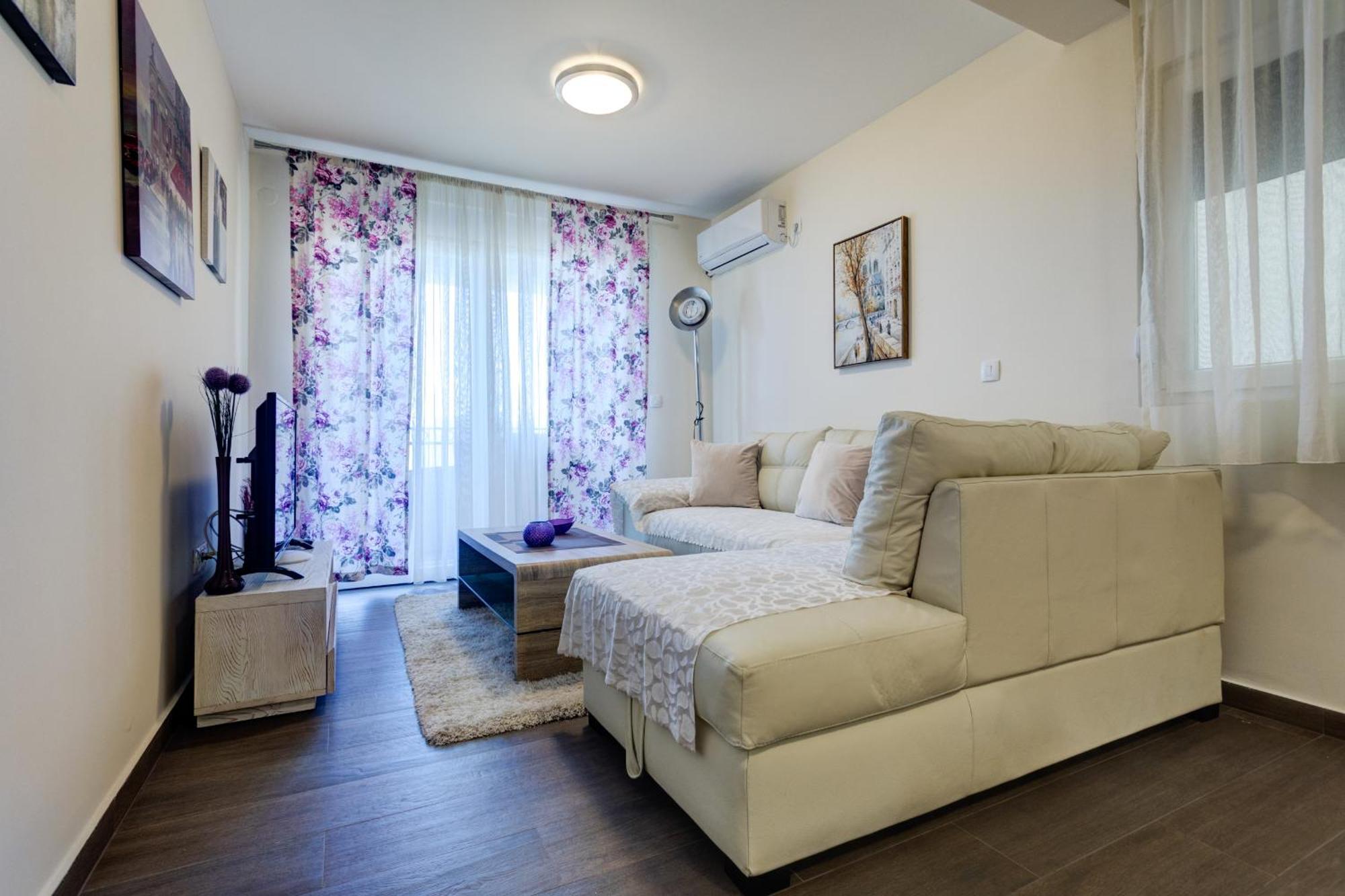 Apartments Horizont Budva Bagian luar foto