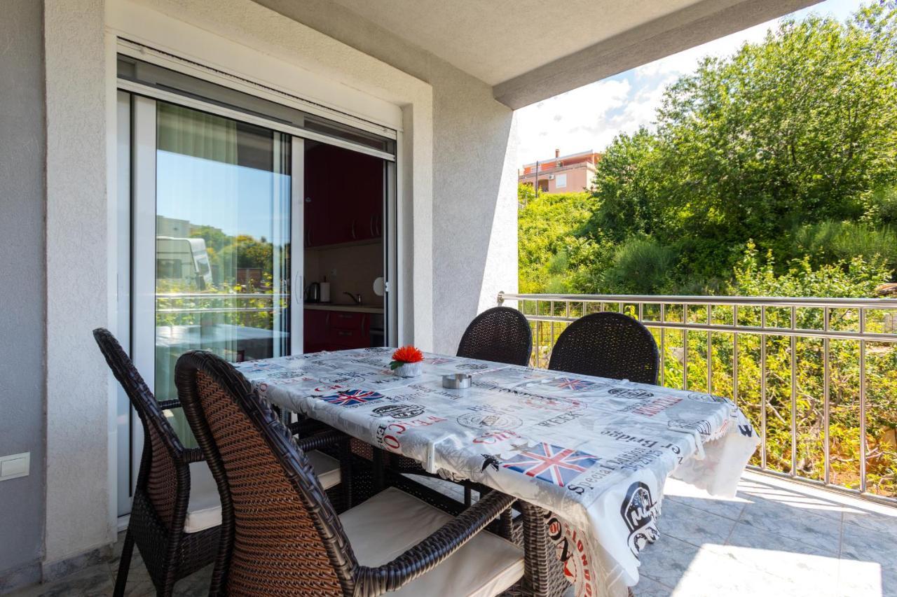 Apartments Horizont Budva Bagian luar foto