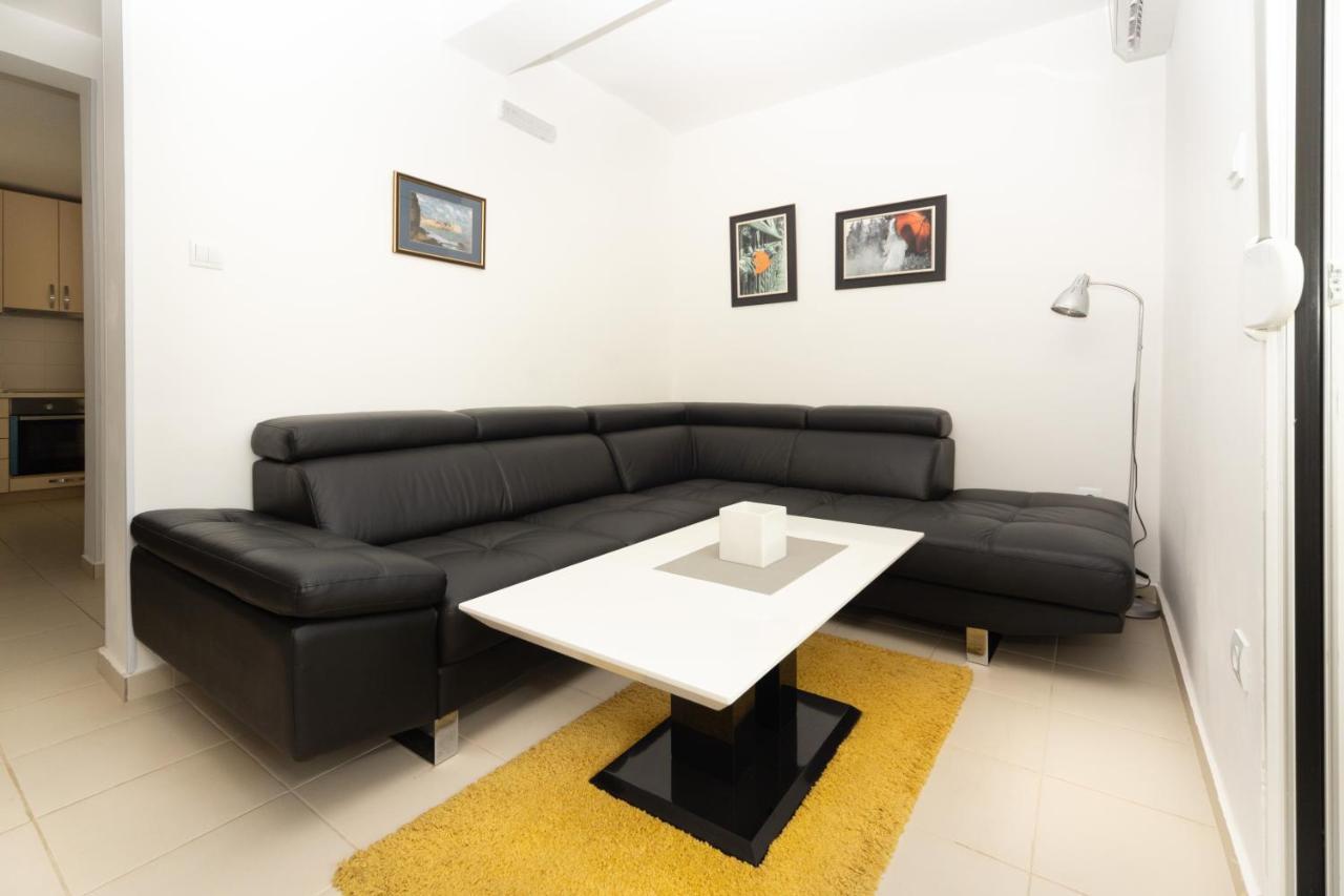 Apartments Horizont Budva Bagian luar foto