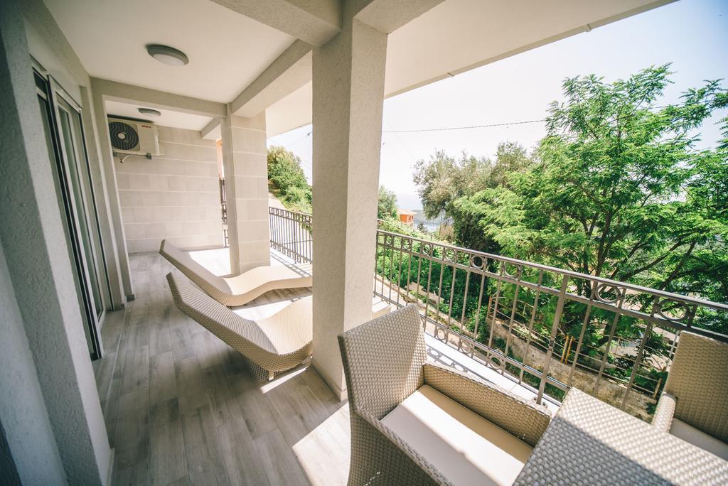 Apartments Horizont Budva Bagian luar foto